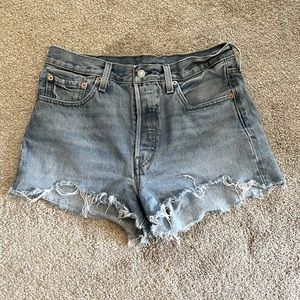 Levi’s 501 jean shorts